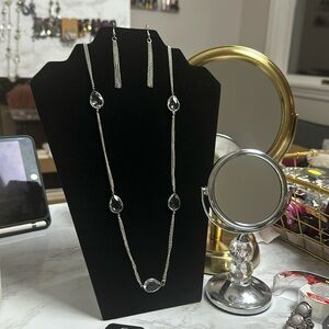 Costume crystal necklace w/ matching earrings